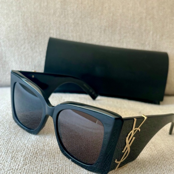 YSL-Saint Laurent Sunglasses- Black - Picture 9 of 16